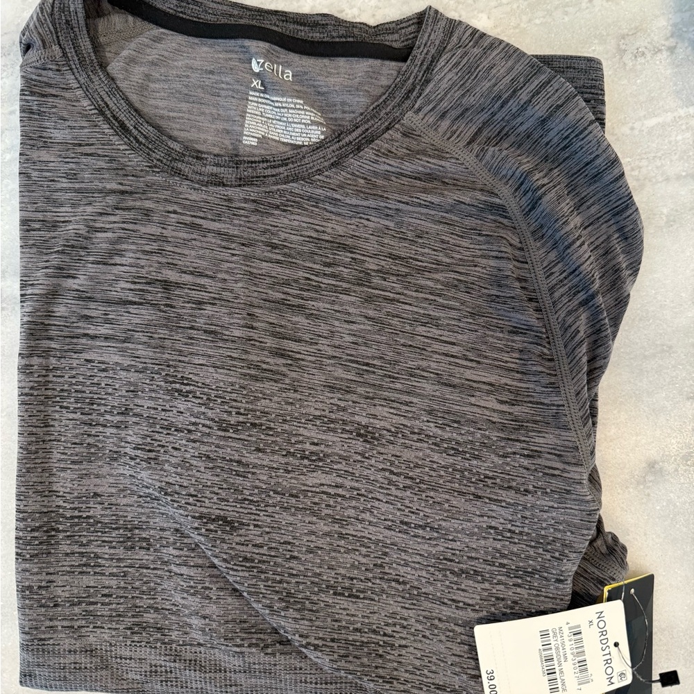 Zella Men’s NWT Heather Gray Athletic Shirt - Picture 5 of 5